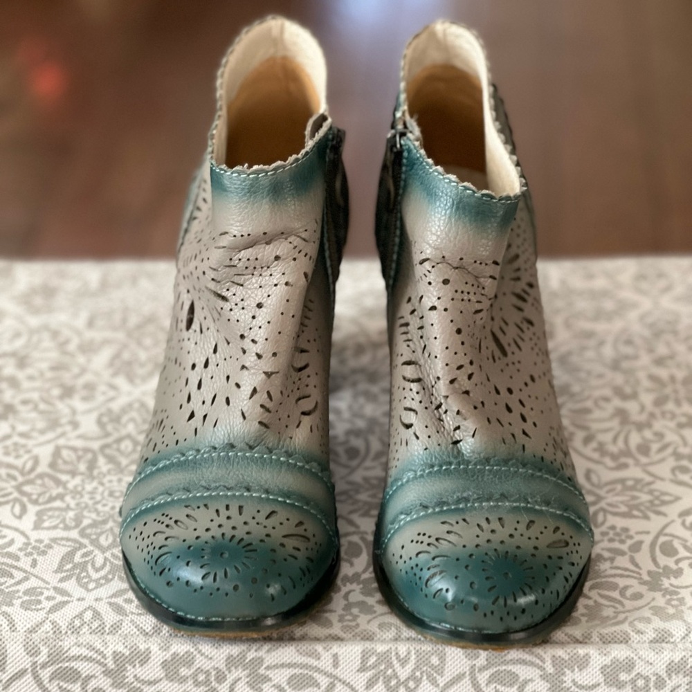 L’Artiste Booties